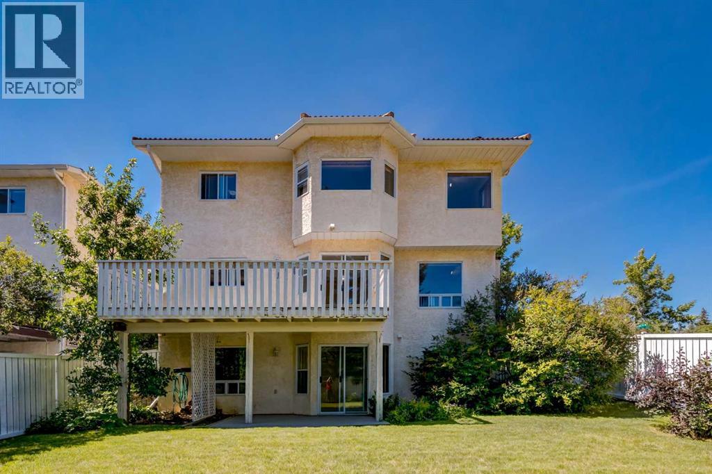 Single Family House for Sale in  Signal Hill Drive SW Signal Hill Calgary 