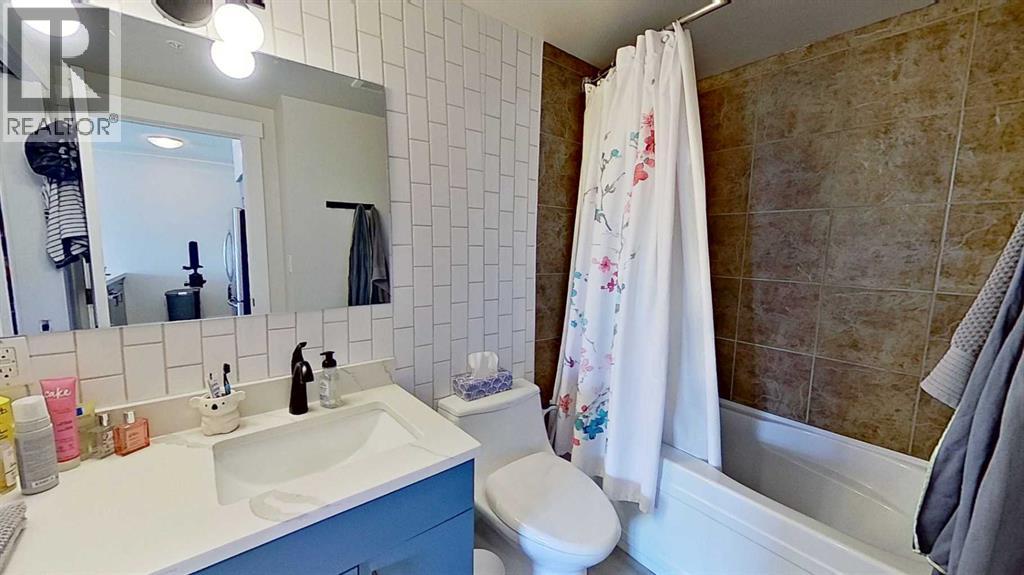 Single Family House for Sale in   Horton Road SW Haysboro Calgary 