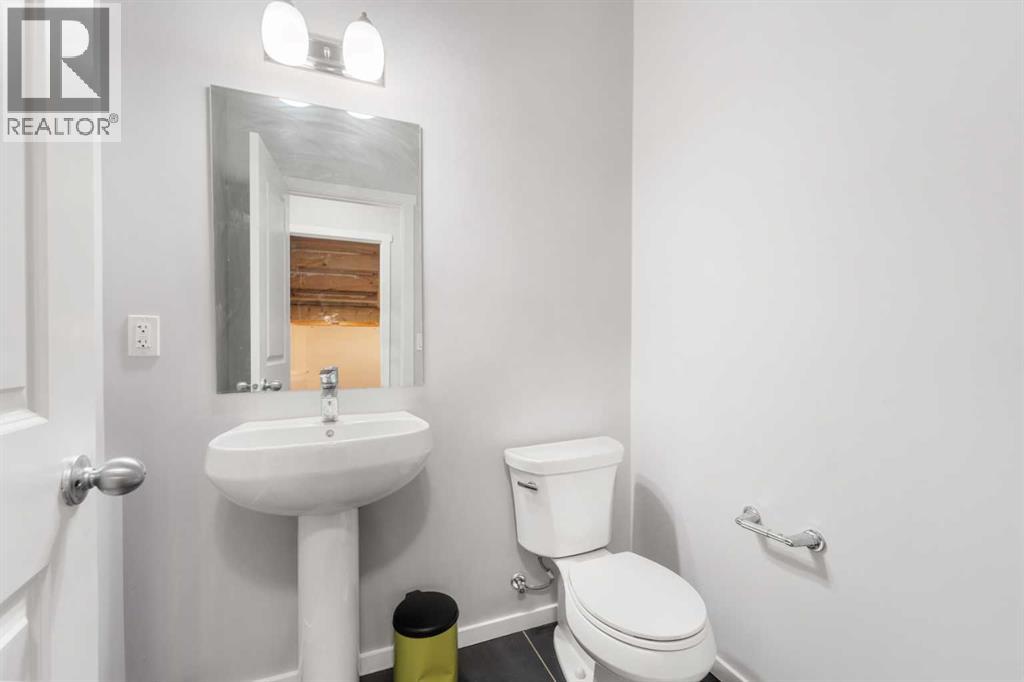 9117 52 STREET NE - Image 13