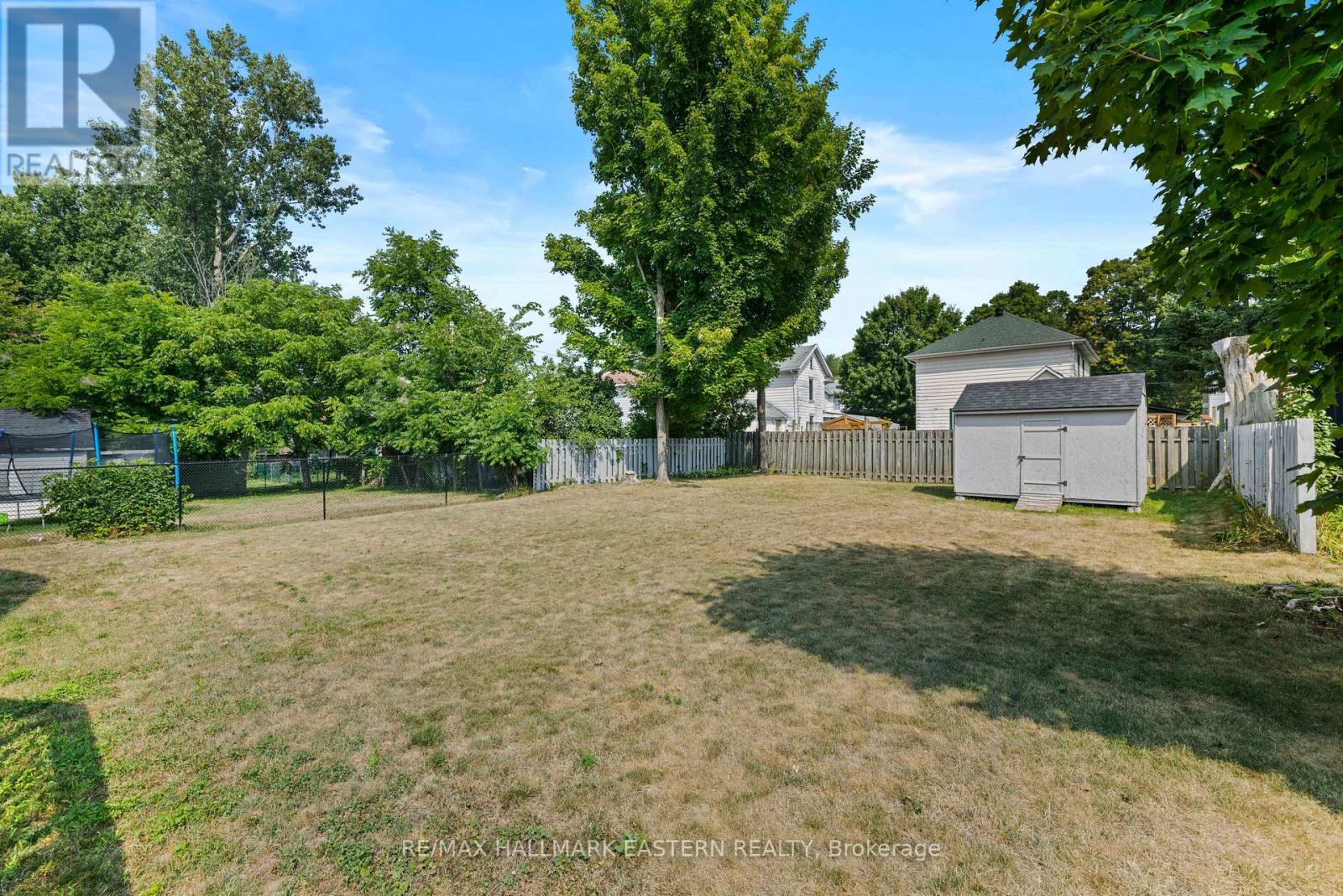 Photo 5 of 17 Mathison Street E, Havelockbelmontmethuen ON