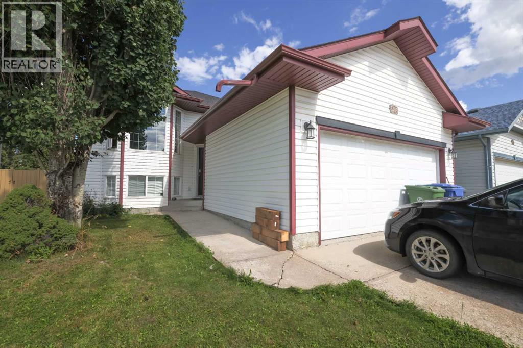 Photo 5 of 6403 54 Street, Rocky Mountain House AB