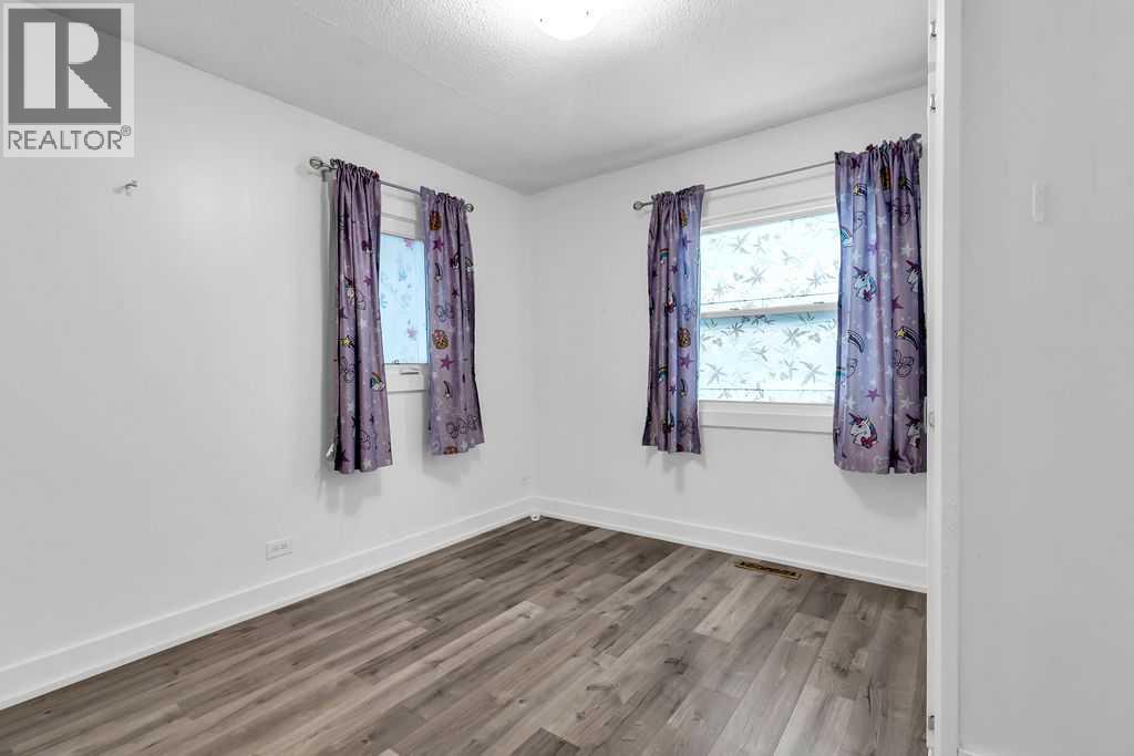 Single Family House Bungalow for Sale in  Bantry Street NE Renfrew Calgary 