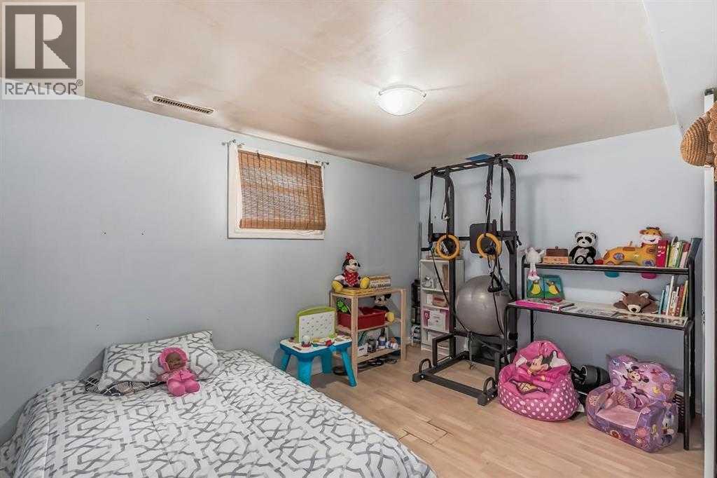 Single Family House Bungalow for Sale in  Bantry Street NE Renfrew Calgary 