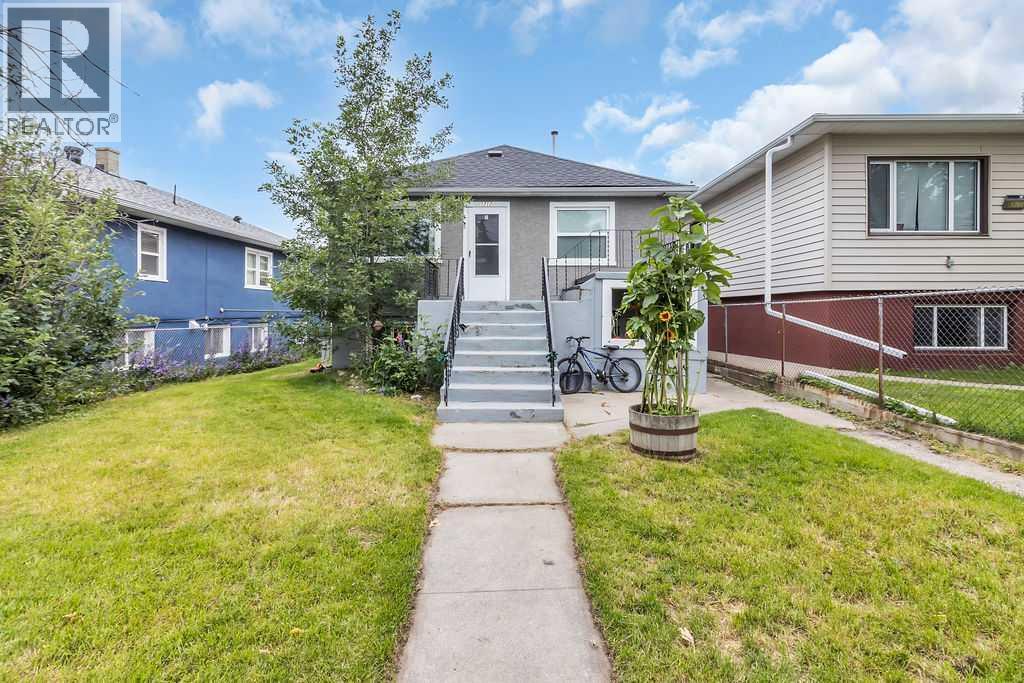 Single Family House Bungalow for Sale in  Bantry Street NE Renfrew Calgary 