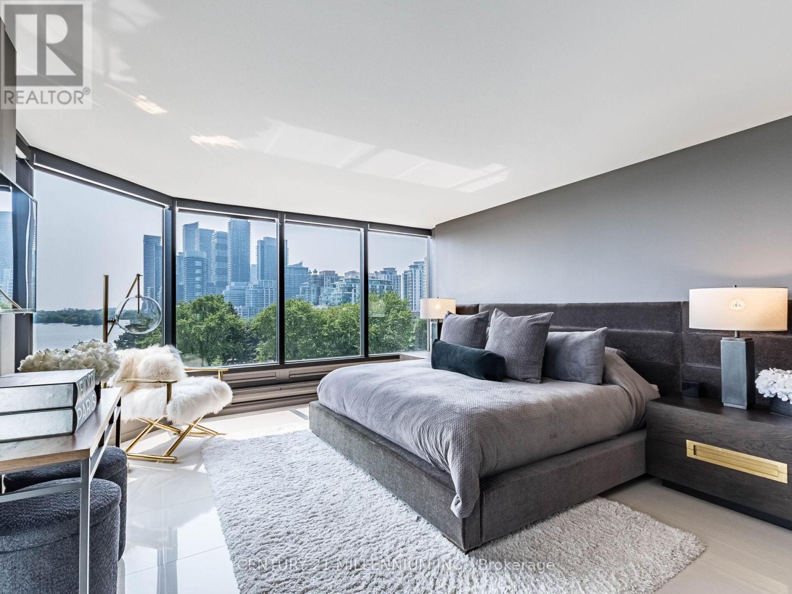 Photo 14 of 603 1 Palace Pier Court, Toronto ON