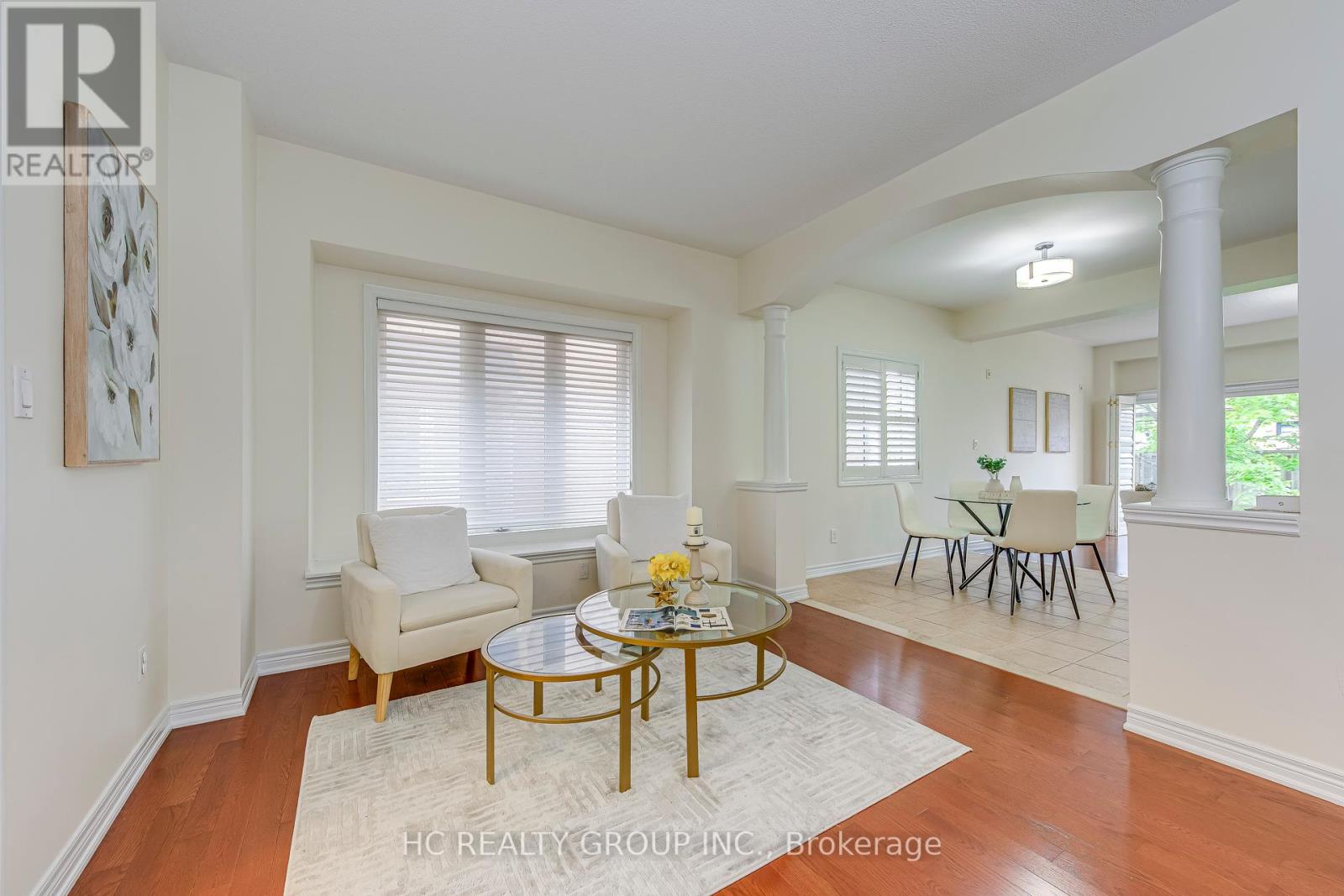 Photo 6 of 2436 Felhaber Crescent, Oakville ON
