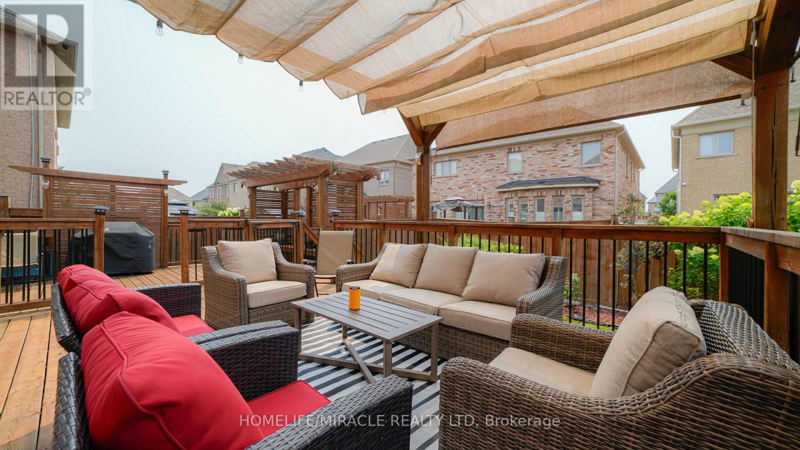 Photo 39 of 86 Junetown Circle, Brampton ON