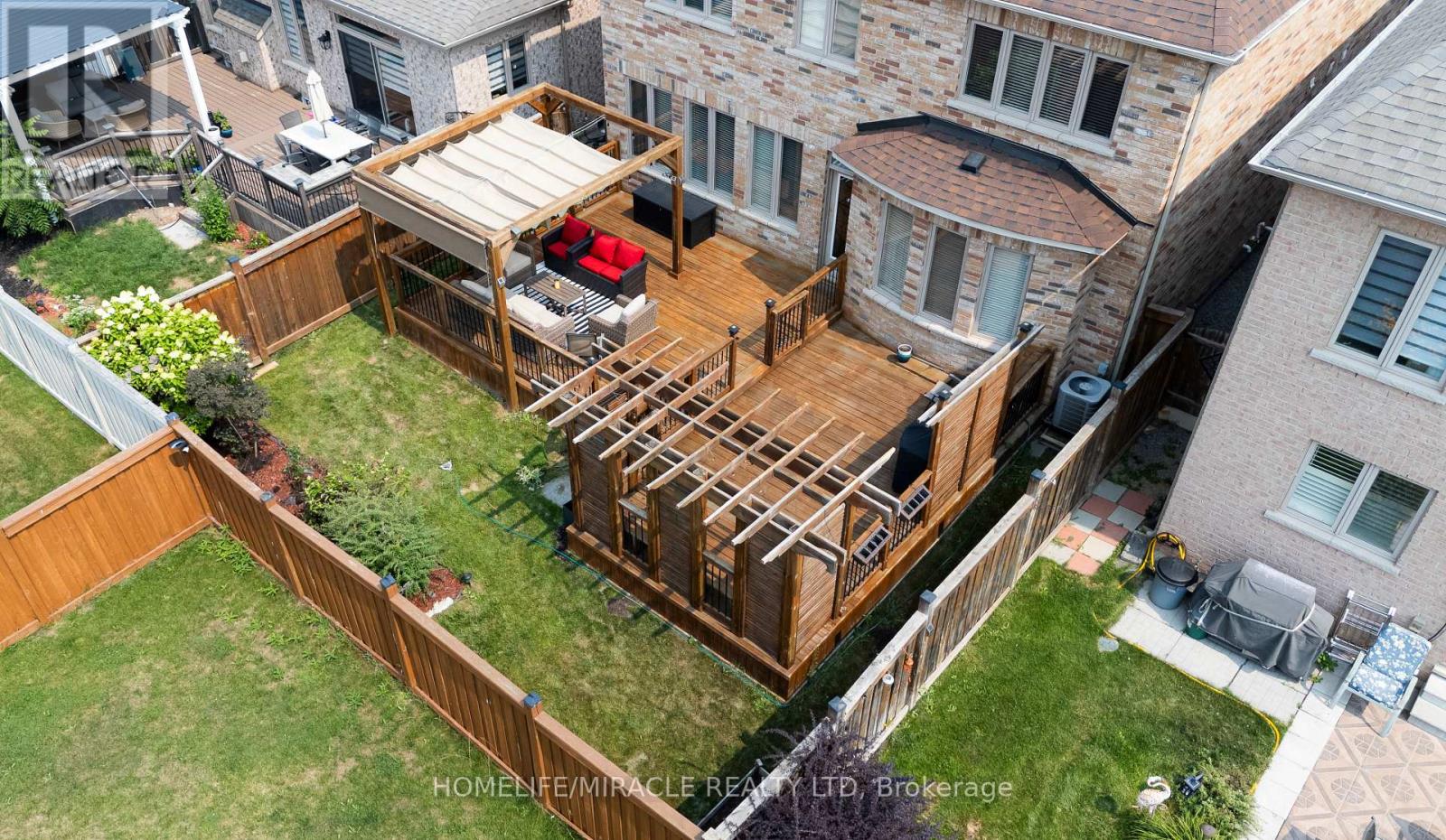 Photo 44 of 86 Junetown Circle, Brampton ON