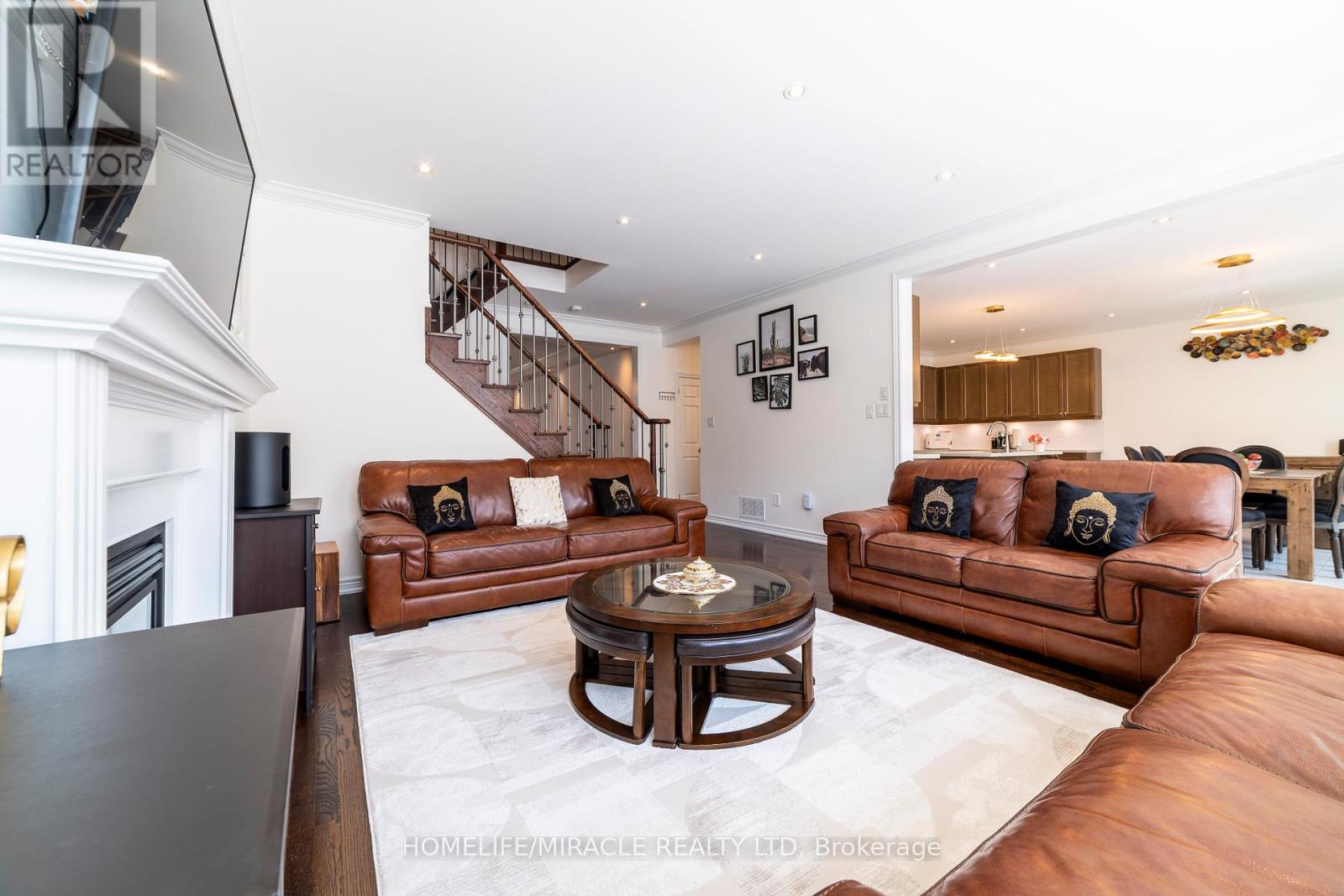Photo 36 of 86 Junetown Circle, Brampton ON