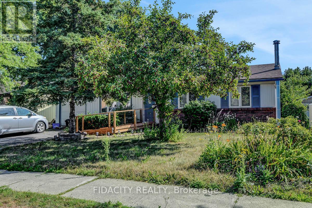 Photo 10 of 2336 And 2338 Ogilvie Road, Ottawa ON