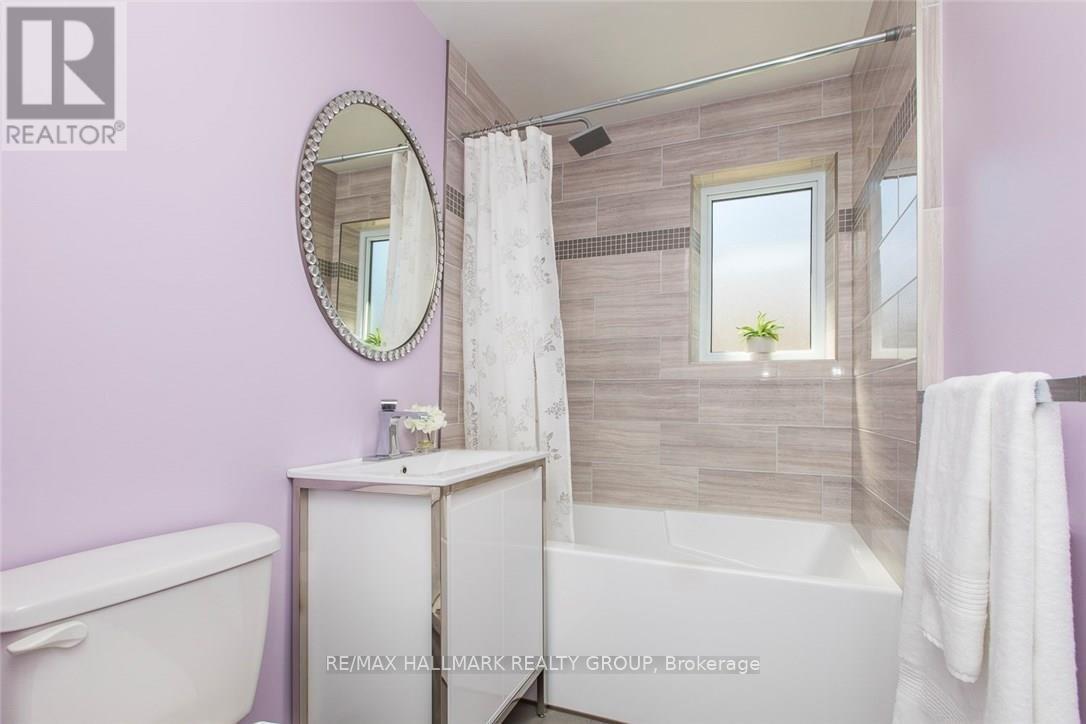 Photo 14 of 315 Summit Avenue, Ottawa ON