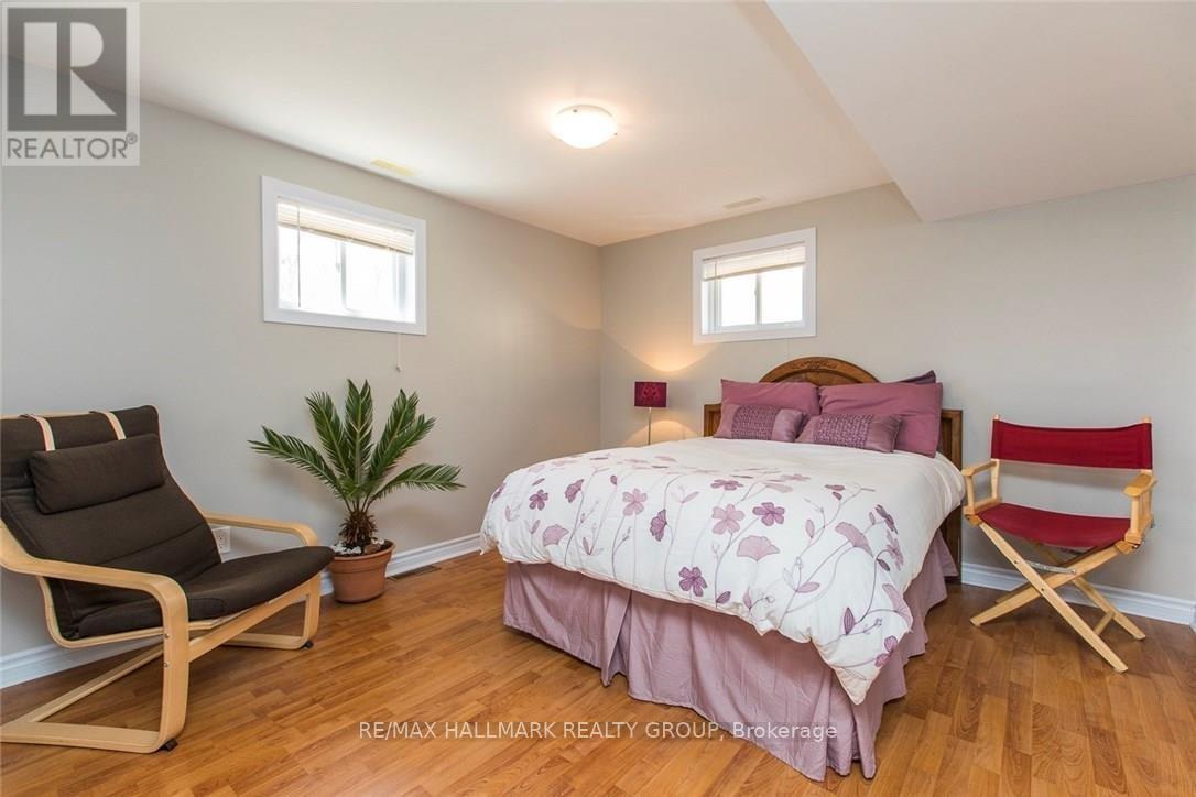 Photo 19 of 315 Summit Avenue, Ottawa ON