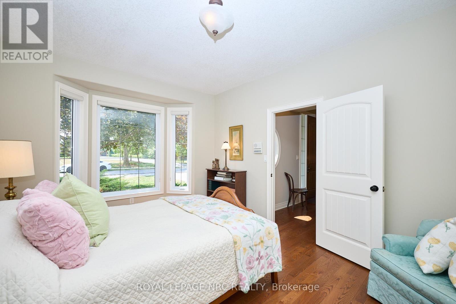 Photo 5 of 776 Warner Road, Niagaraonthelake ON
