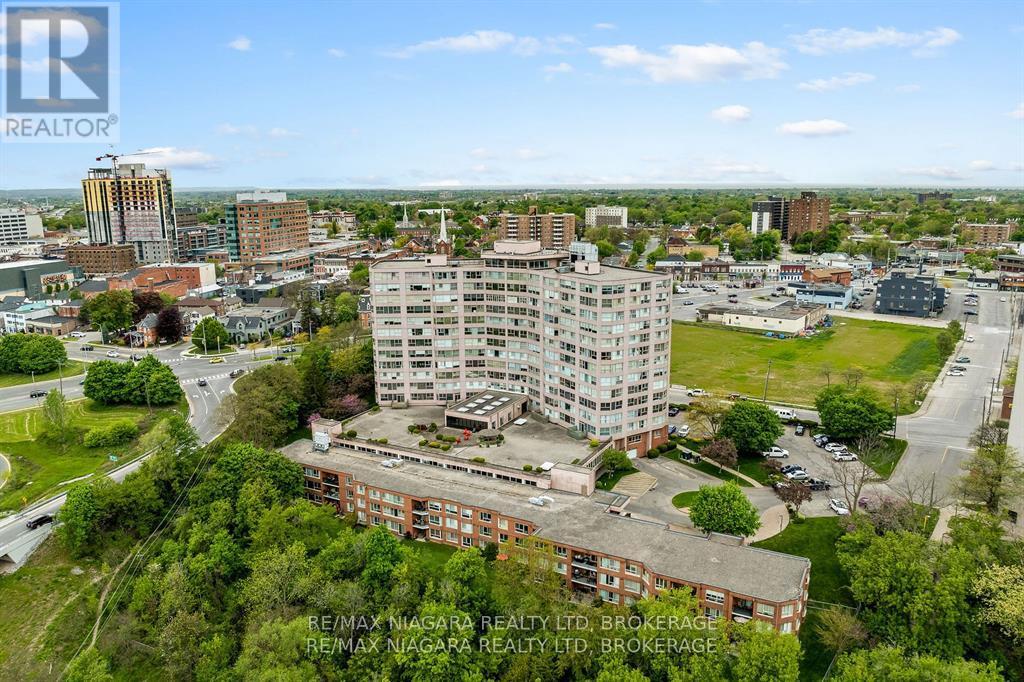Photo 28 of 201 7 Gale Crescent, St Catharines ON
