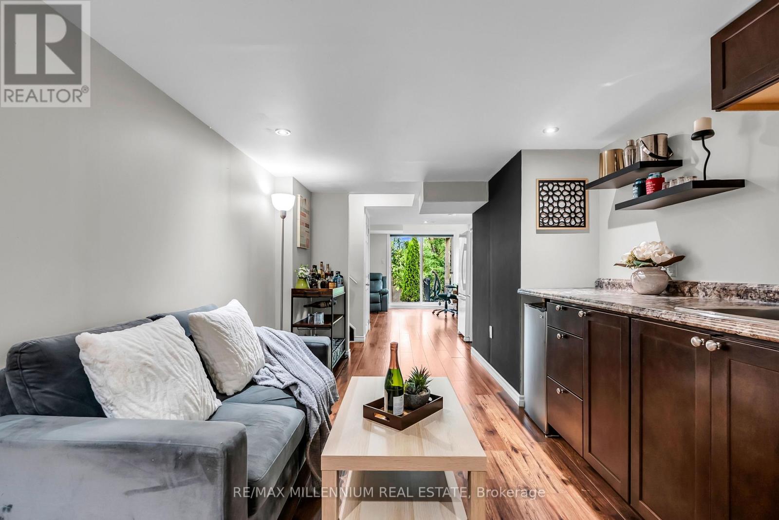 Photo 37 of 87 Bloomington Drive, Cambridge ON