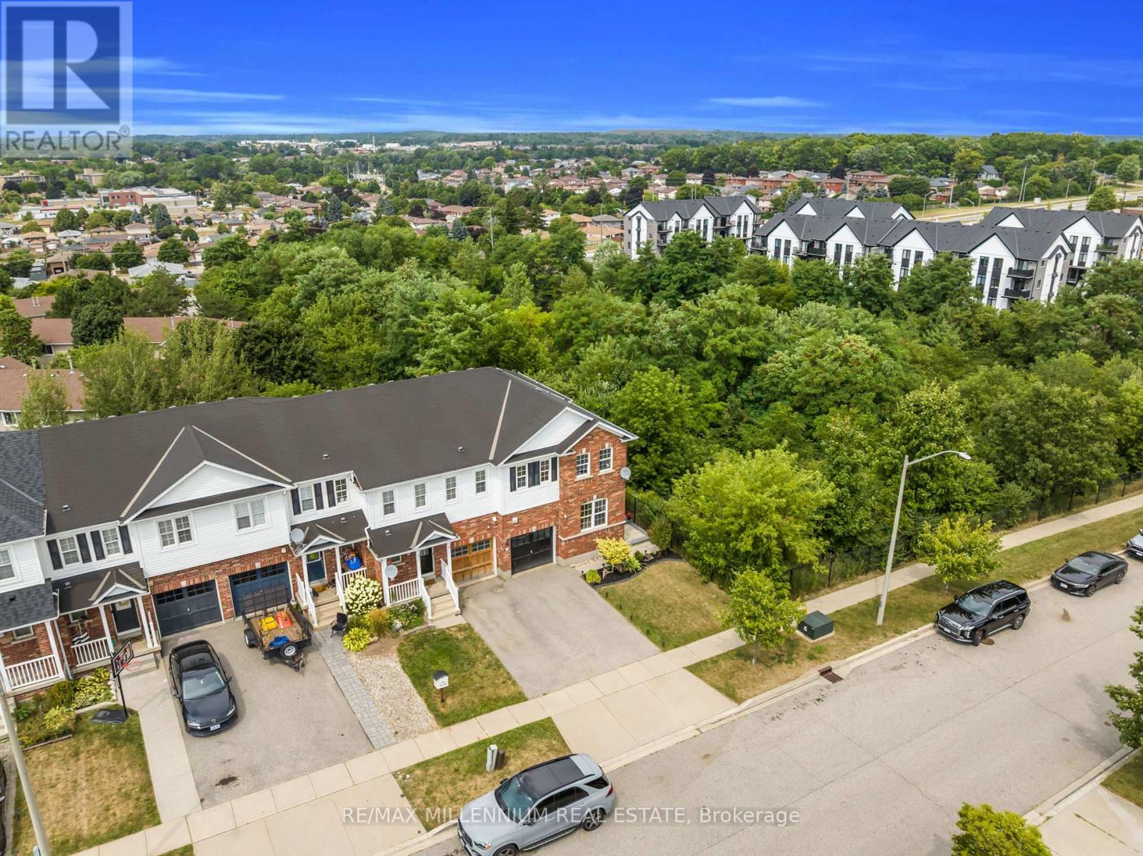 Photo 4 of 87 Bloomington Drive, Cambridge ON
