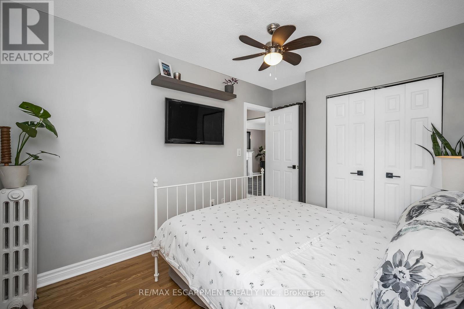 Photo 20 of 22 6 Vineland Avenue, Hamilton ON