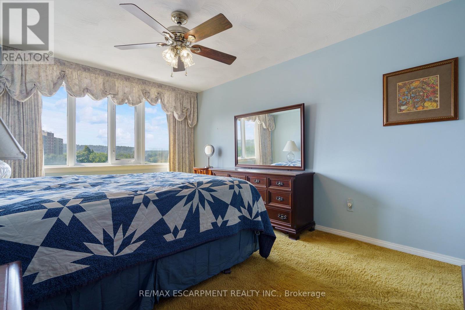 Photo 2 of 908 30 Harrisford Street, Hamilton ON