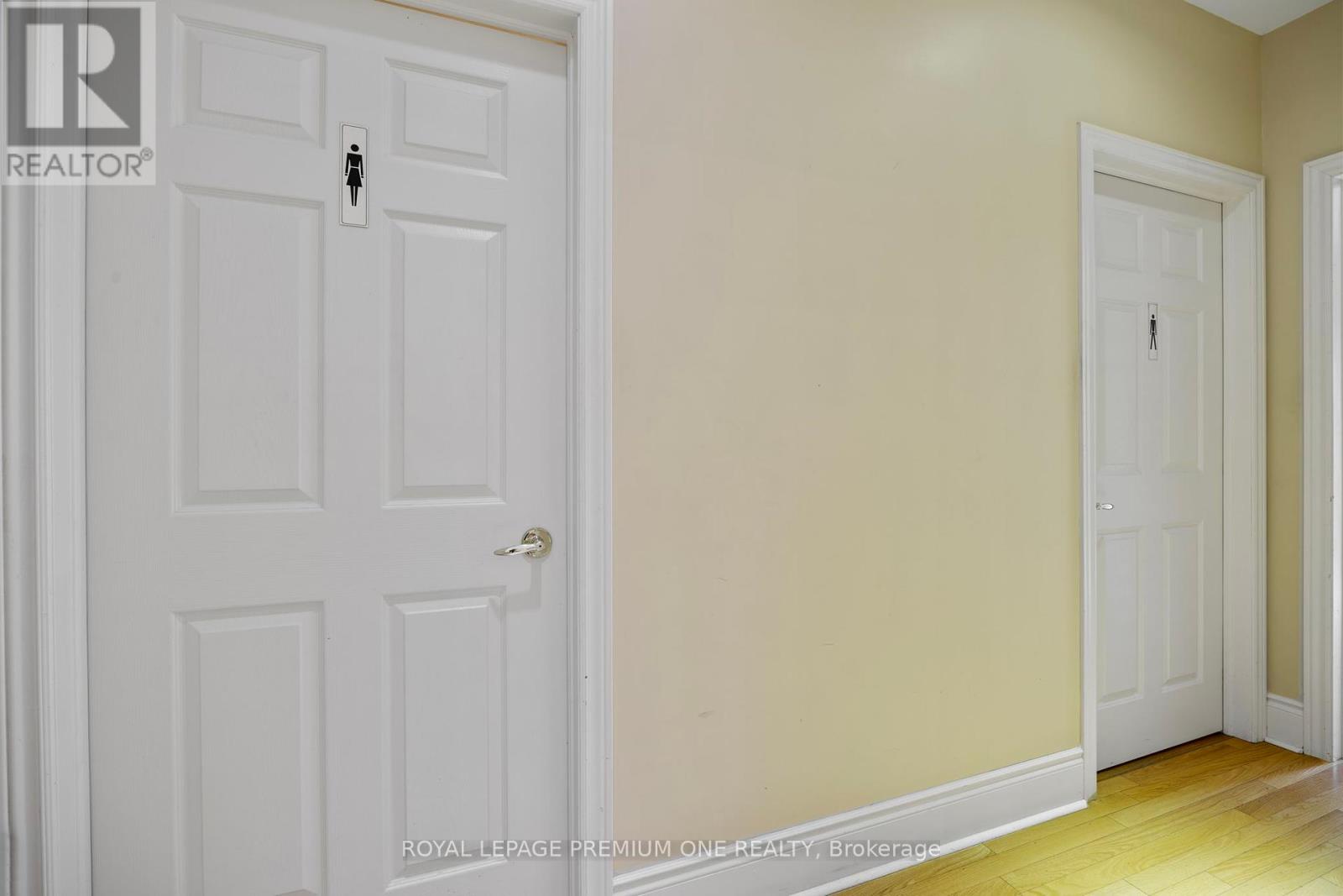 Photo 17 of 4994 King Street, Lincoln ON