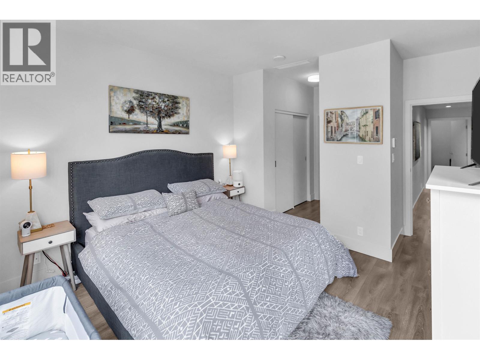 Photo 14 of 104 680 Seylynn Crescent, North Vancouver BC