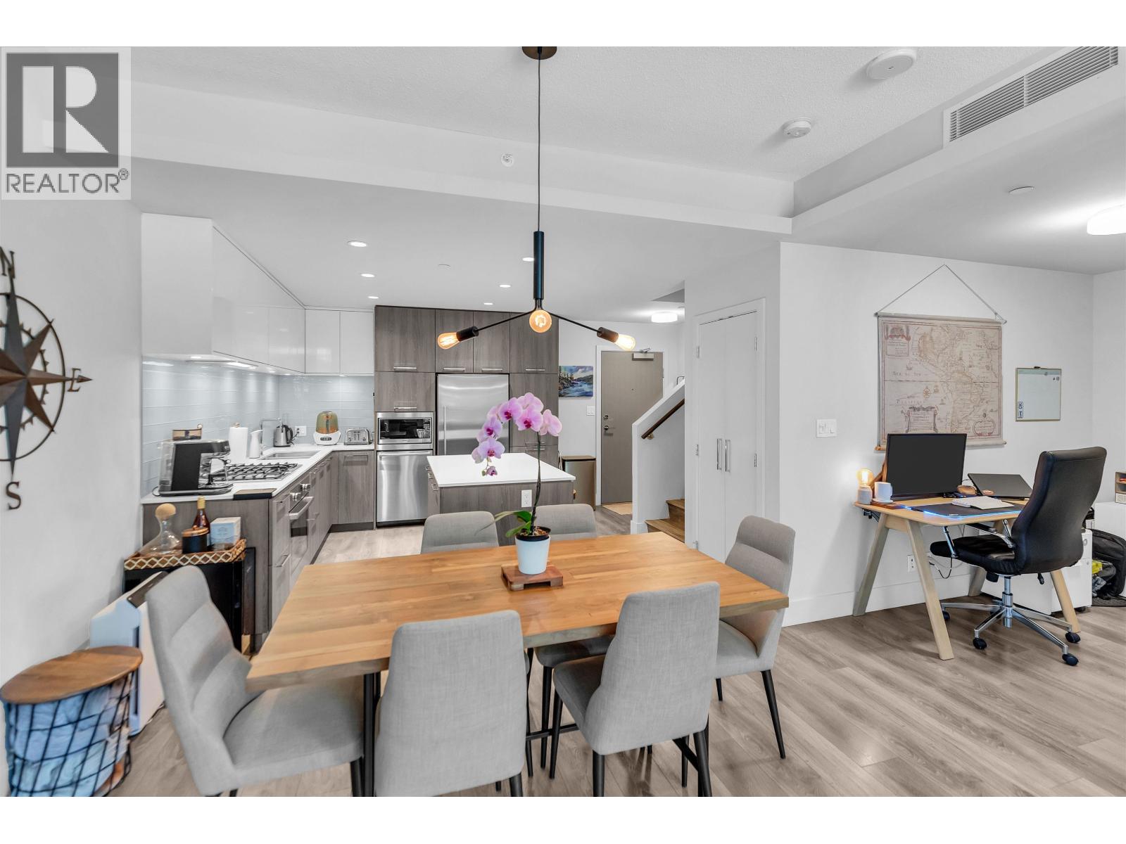 Photo 22 of 104 680 Seylynn Crescent, North Vancouver BC