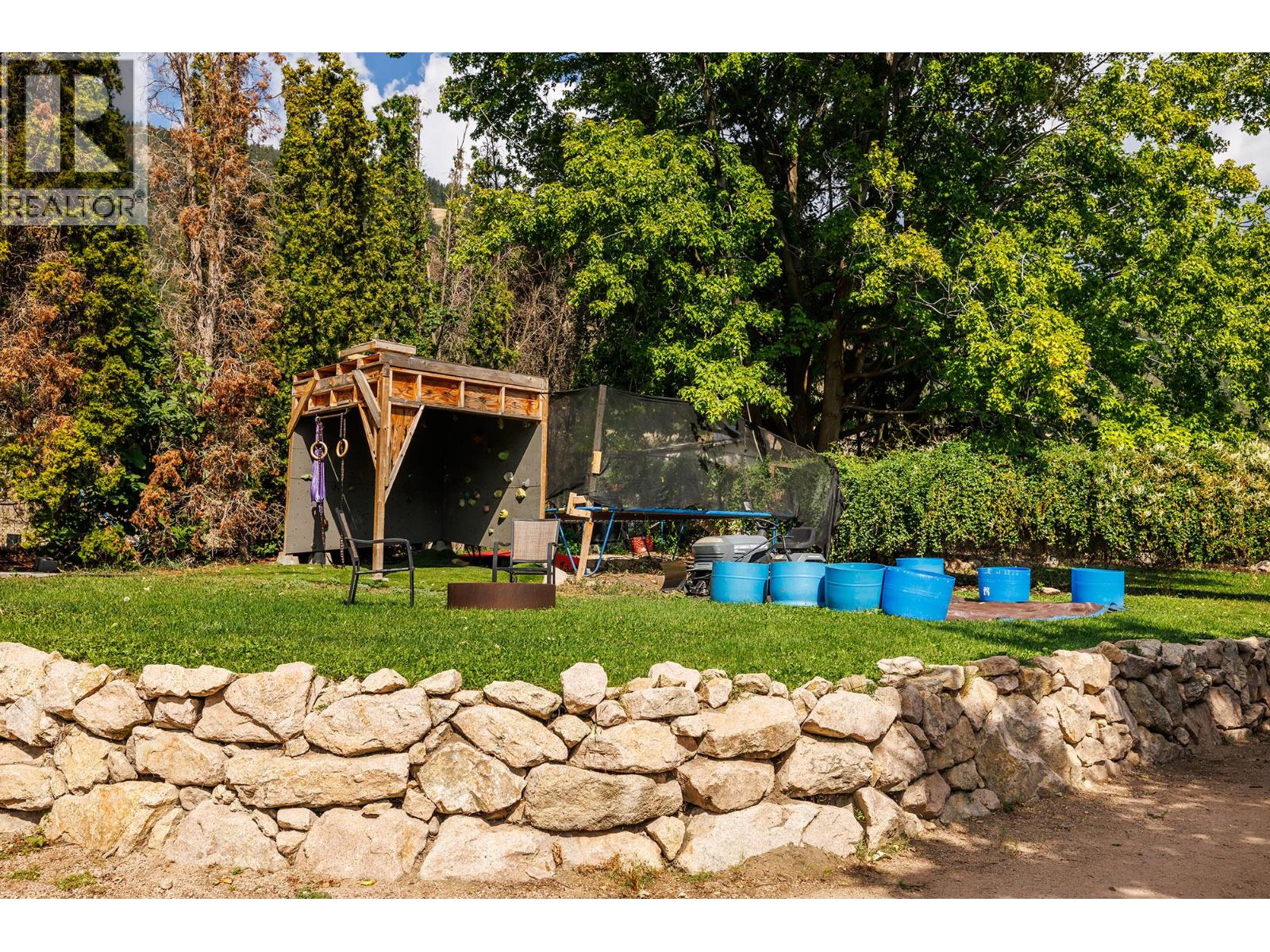  15818 Old Mission Road, Lake Country