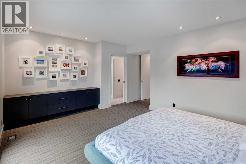 Single Family House for Sale in B  Gladstone Road NW Hillhurst Calgary 