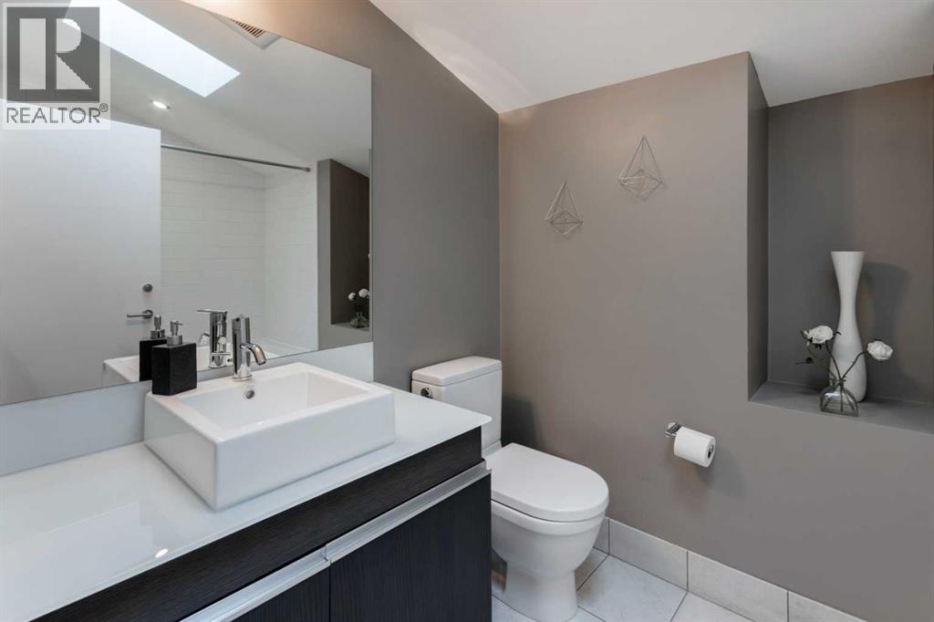 Single Family House for Sale in B  Gladstone Road NW Hillhurst Calgary 