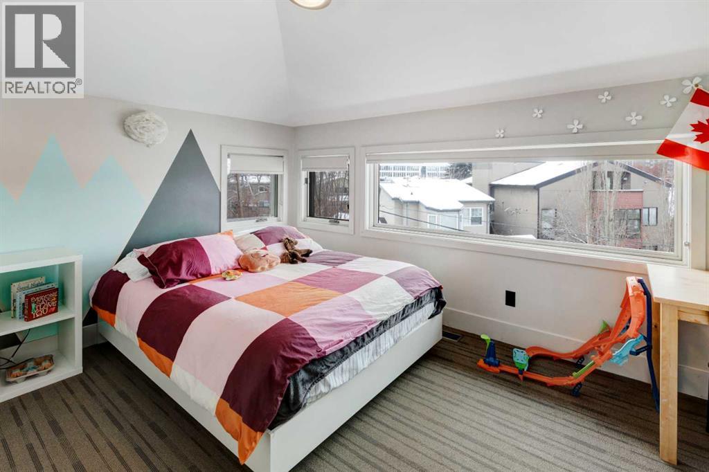 Single Family House for Sale in B  Gladstone Road NW Hillhurst Calgary 