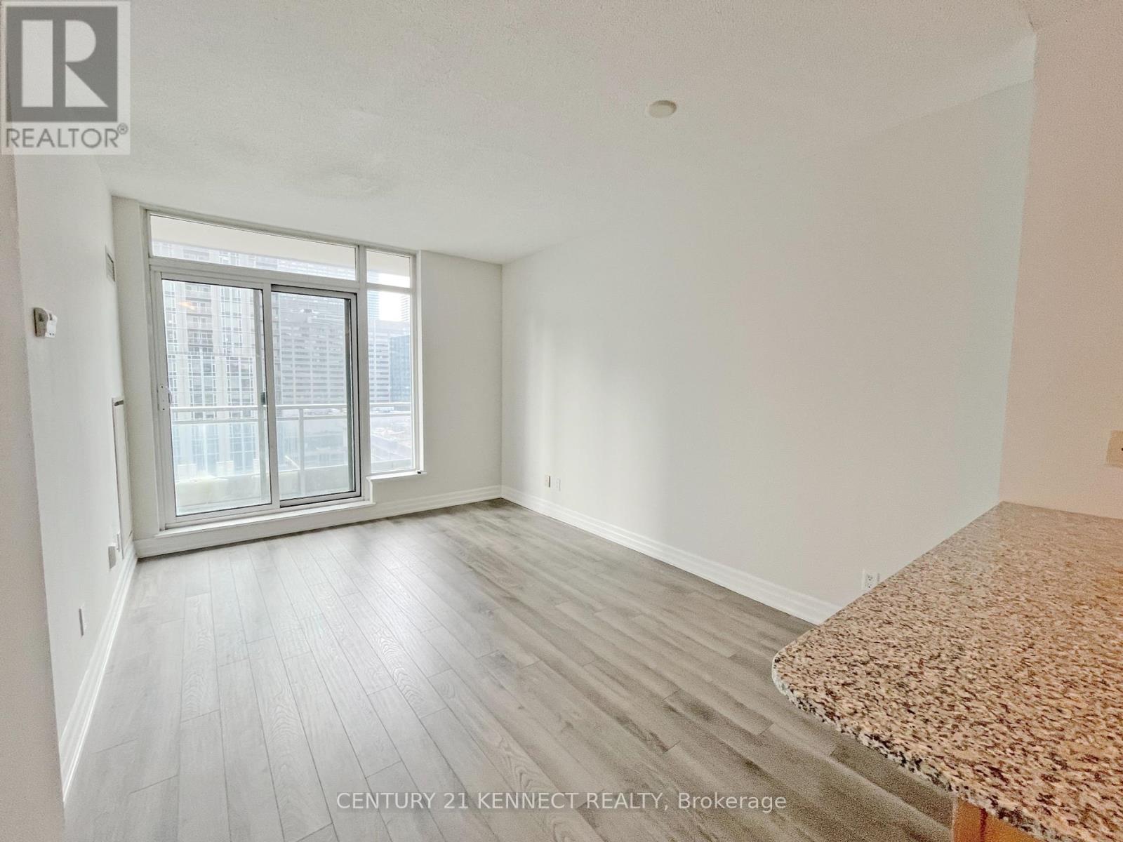 Photo 19 of 1305 8 Scollard Street, Toronto ON