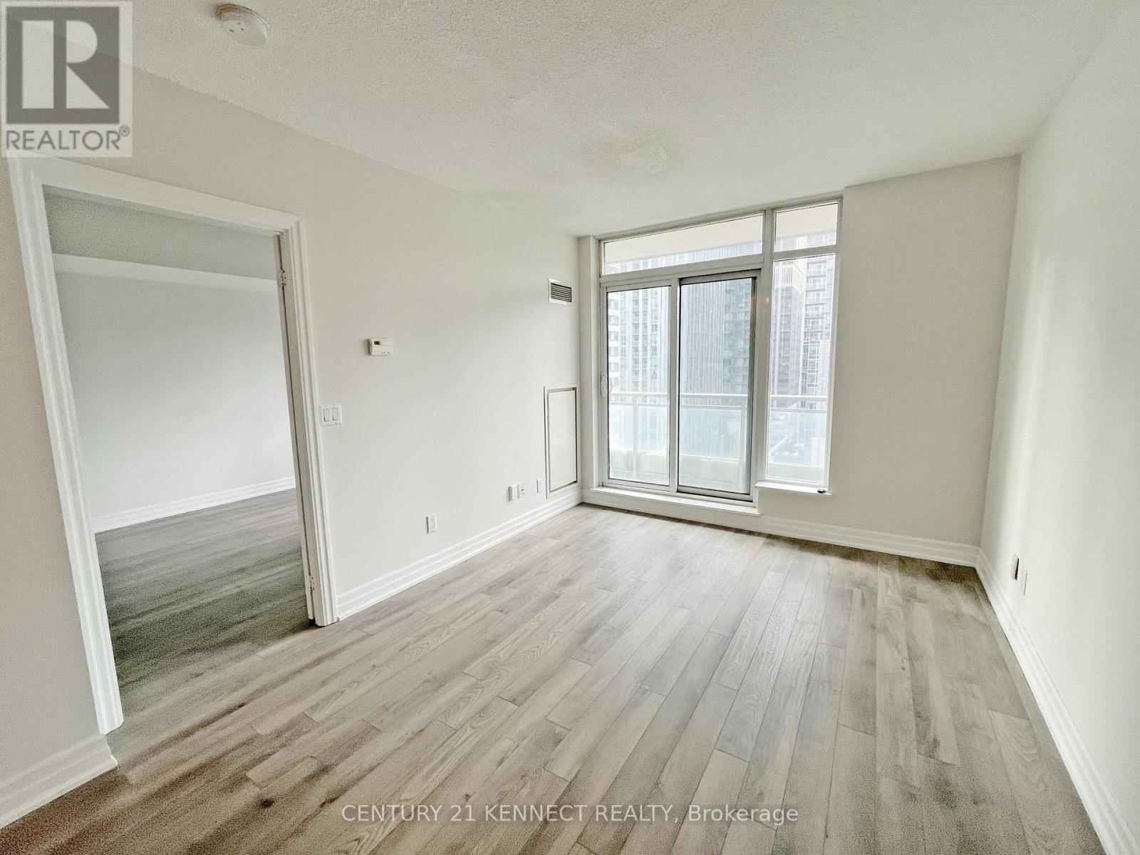 Photo 20 of 1305 8 Scollard Street, Toronto ON