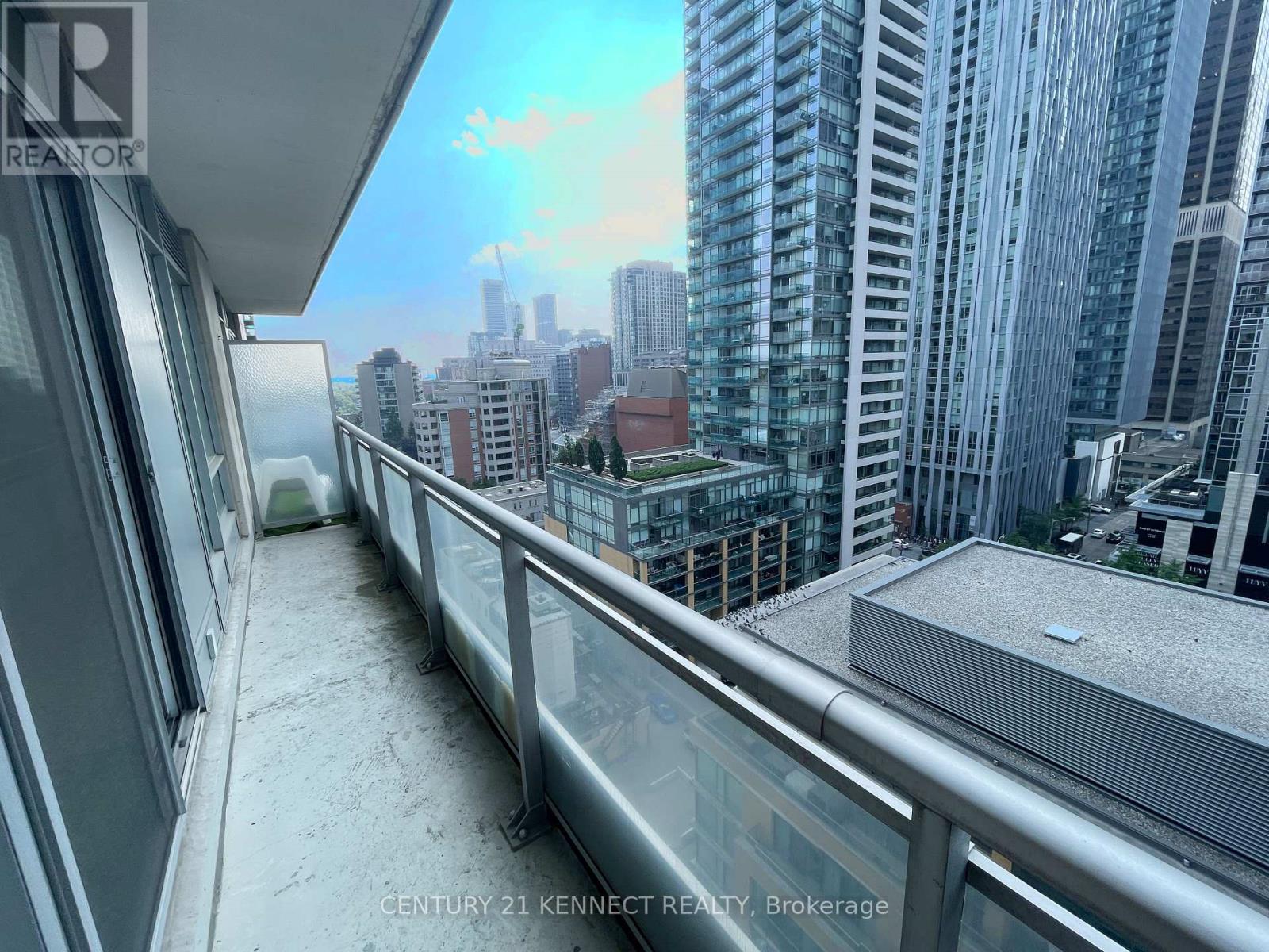 Photo 21 of 1305 8 Scollard Street, Toronto ON