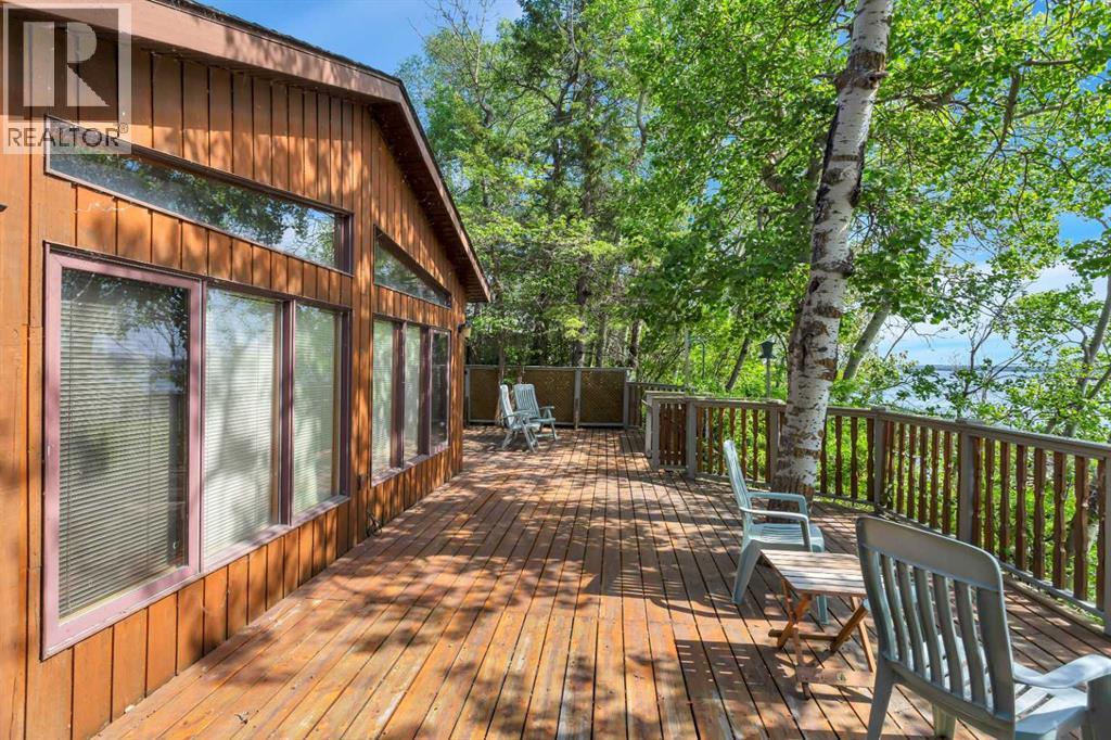 Photo 25 of 133 Birchcliff Road, Birchcliff AB