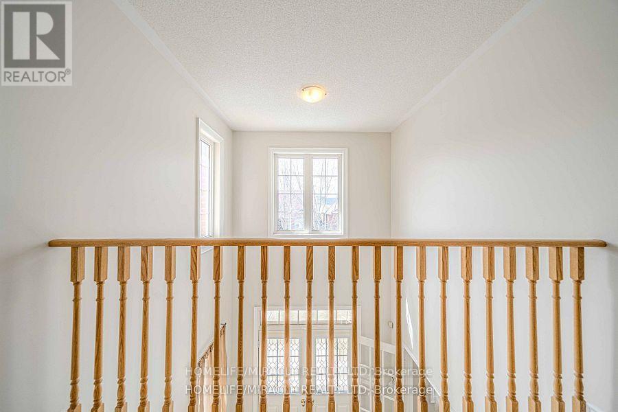 Photo 5 of Main Upper 1811 Esterbrooke Drive, Oshawa ON
