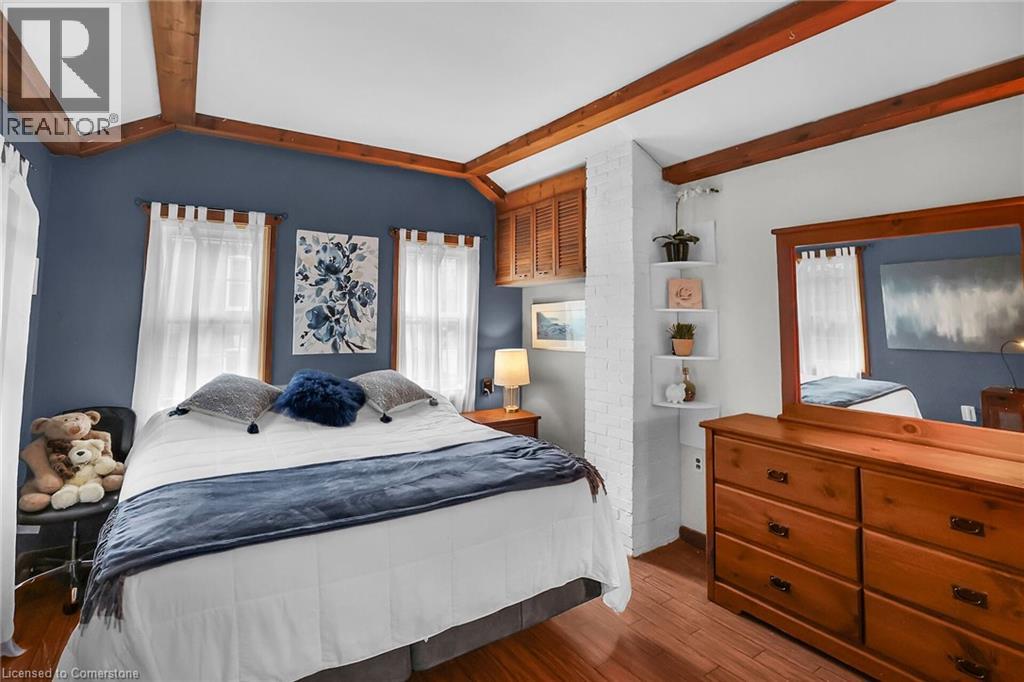 Photo 16 of 10 Maple Avenue, Grimsby ON
