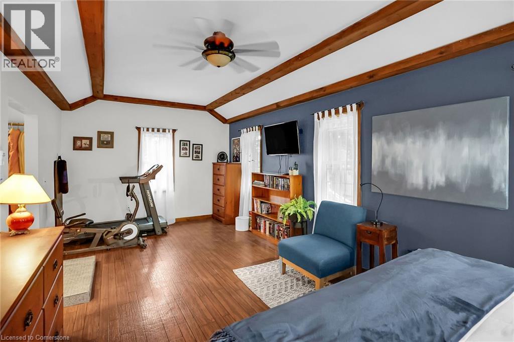 Photo 17 of 10 Maple Avenue, Grimsby ON