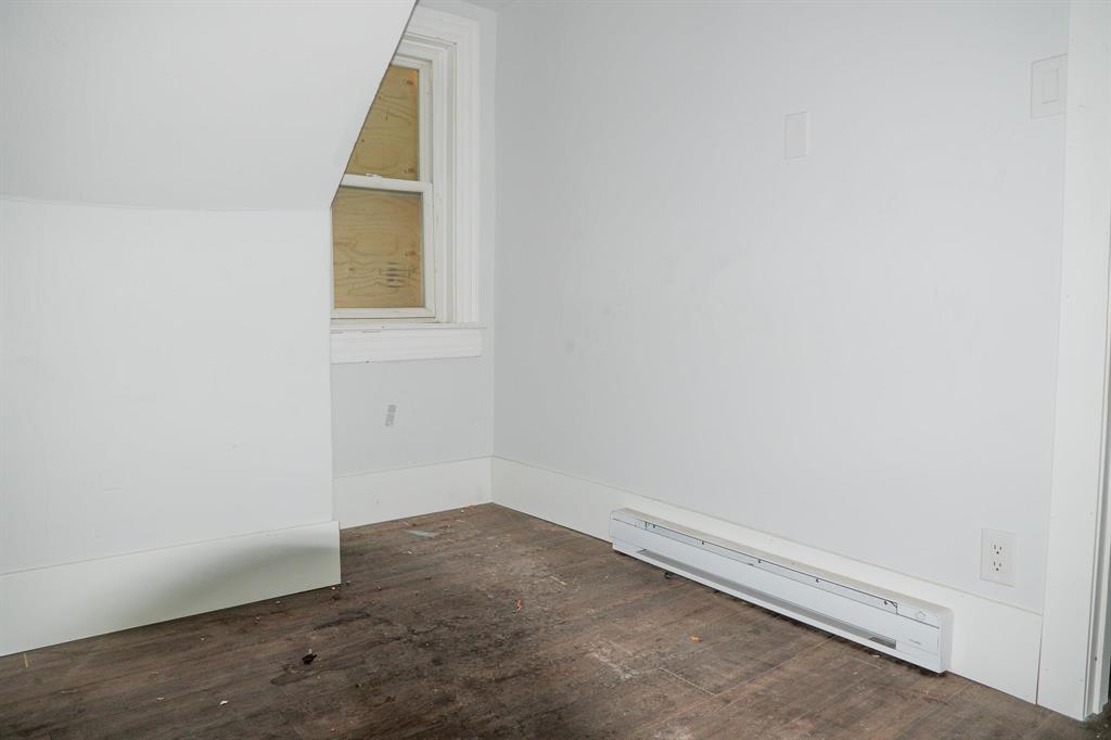 Photo 8 of 493 Flora Avenue, Winnipeg MB