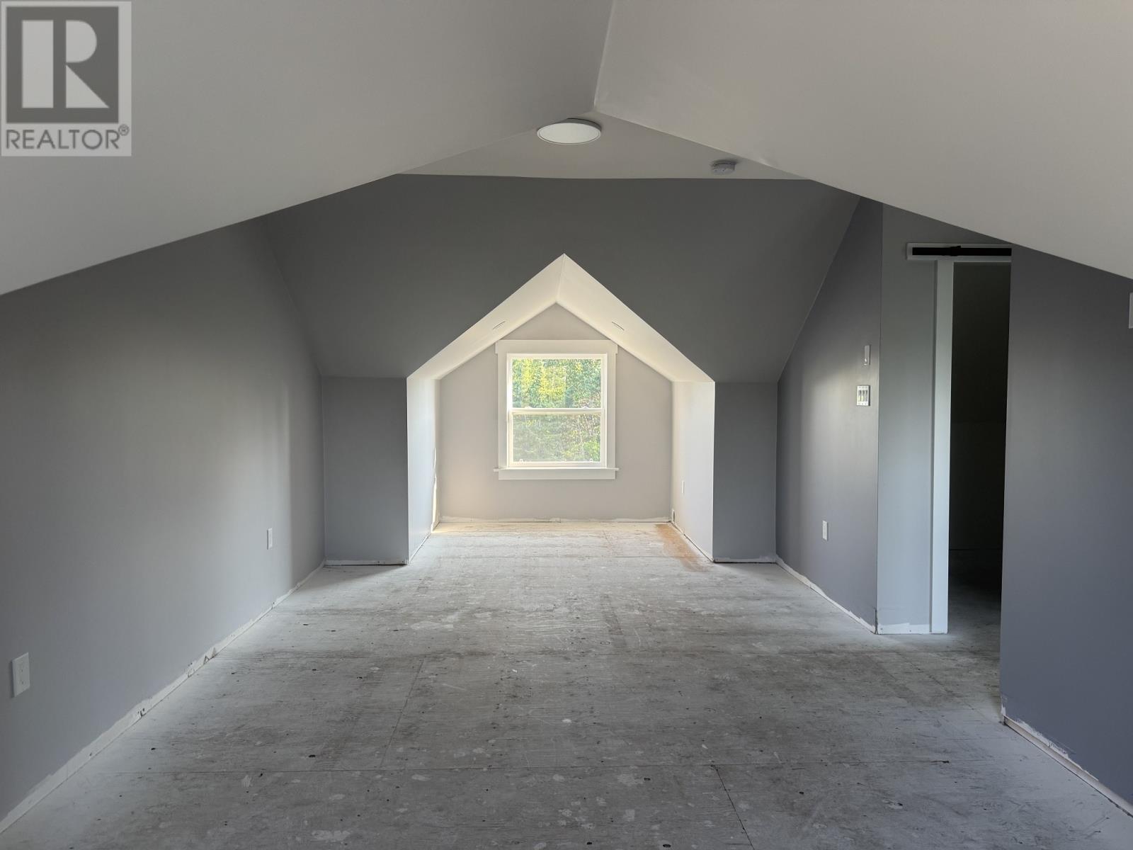 37 Tibbeys Point Road - Image 15