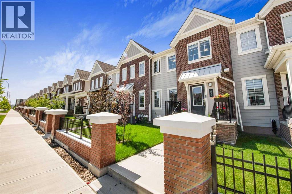 Single Family House for Sale in  Sheriff King Street SW Yorkville Calgary 