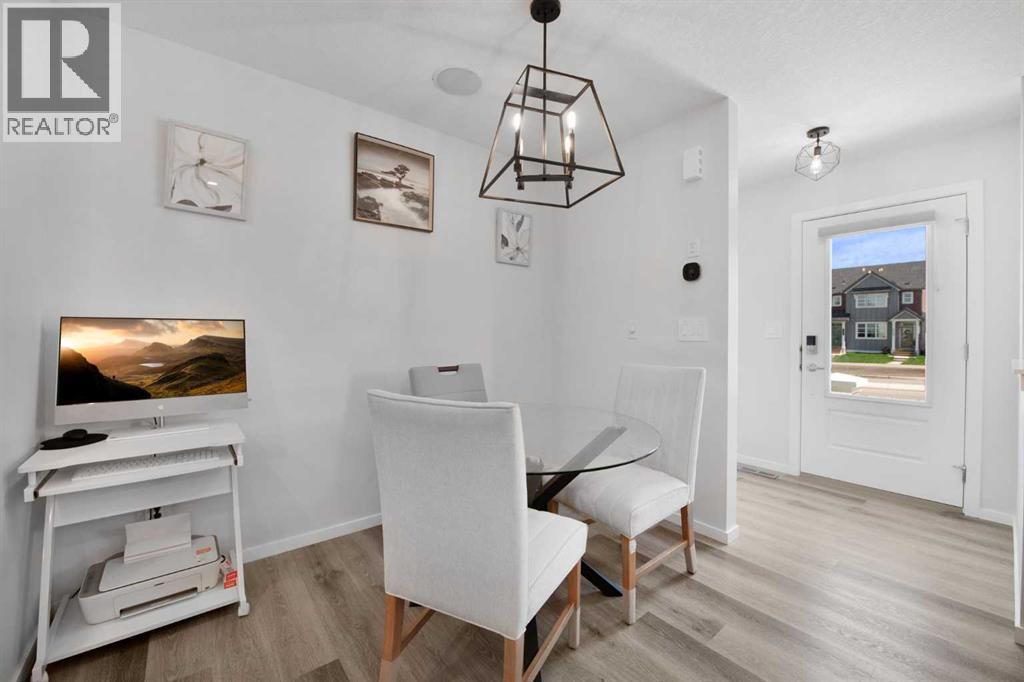 Single Family House for Sale in  Sheriff King Street SW Yorkville Calgary 