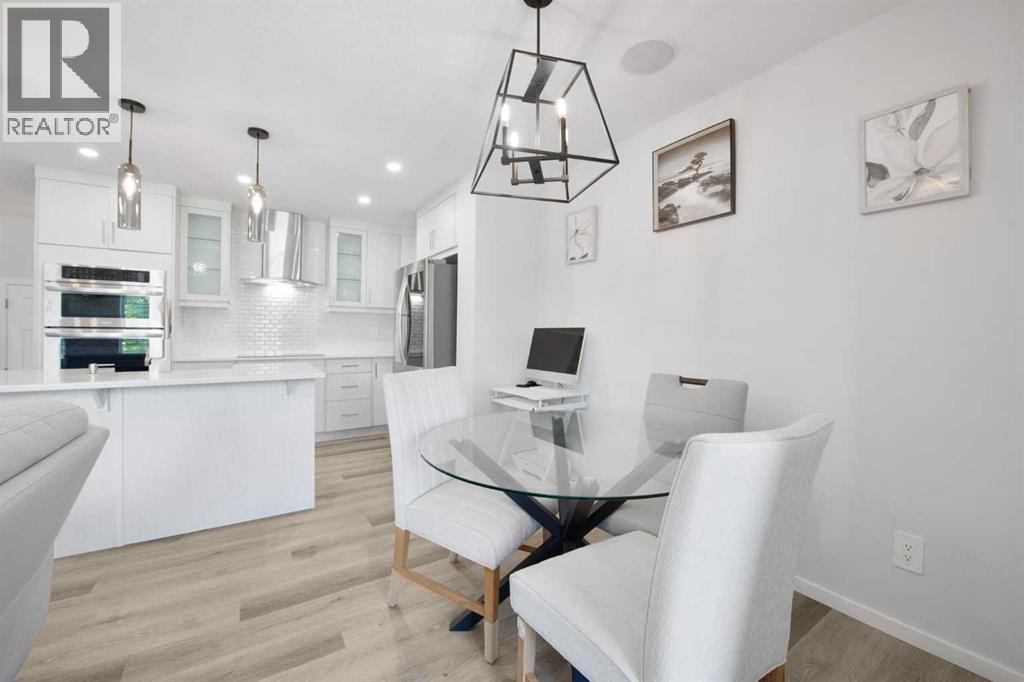 Single Family House for Sale in  Sheriff King Street SW Yorkville Calgary 