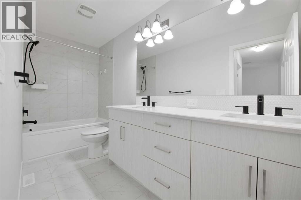 Single Family House for Sale in  Sheriff King Street SW Yorkville Calgary 