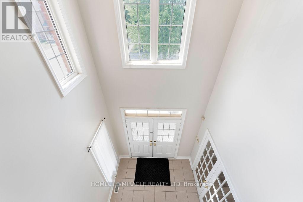 Photo 41 of Main Upper 1811 Esterbrooke Drive, Oshawa ON