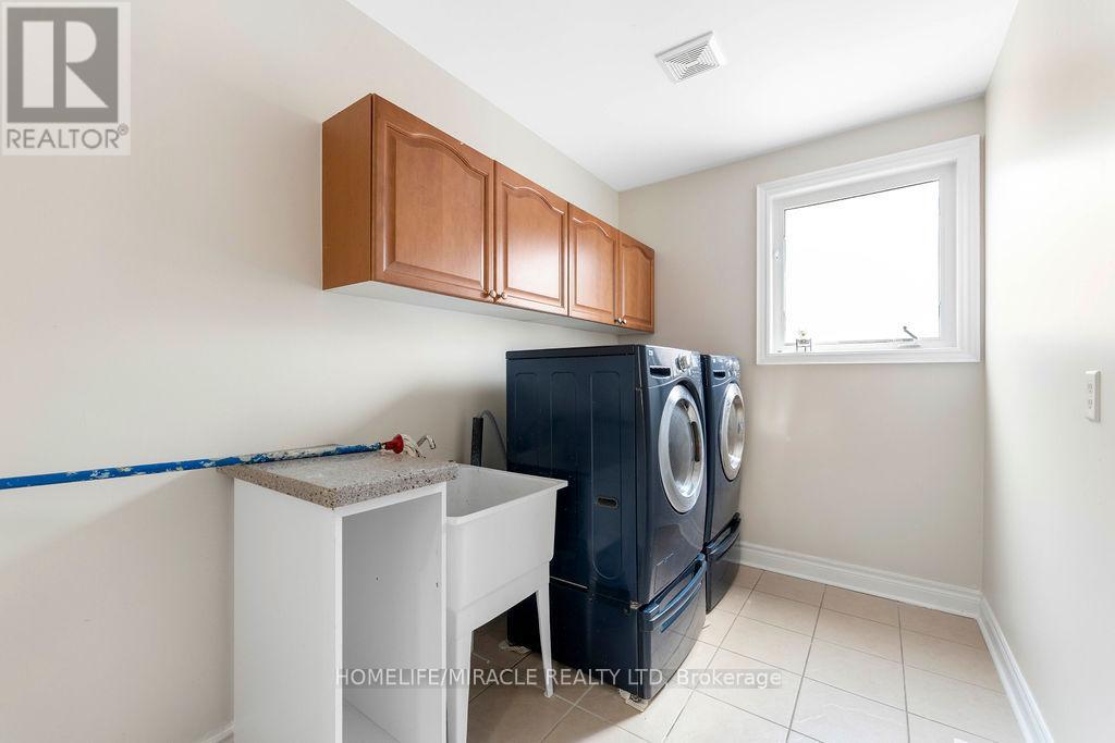 Photo 16 of Main Upper 1811 Esterbrooke Drive, Oshawa ON
