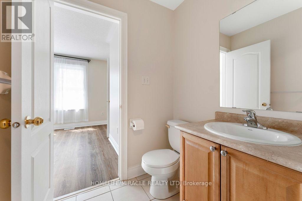 Photo 32 of Main Upper 1811 Esterbrooke Drive, Oshawa ON