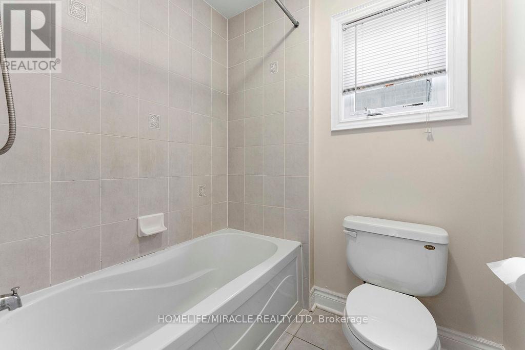 Photo 39 of Main Upper 1811 Esterbrooke Drive, Oshawa ON