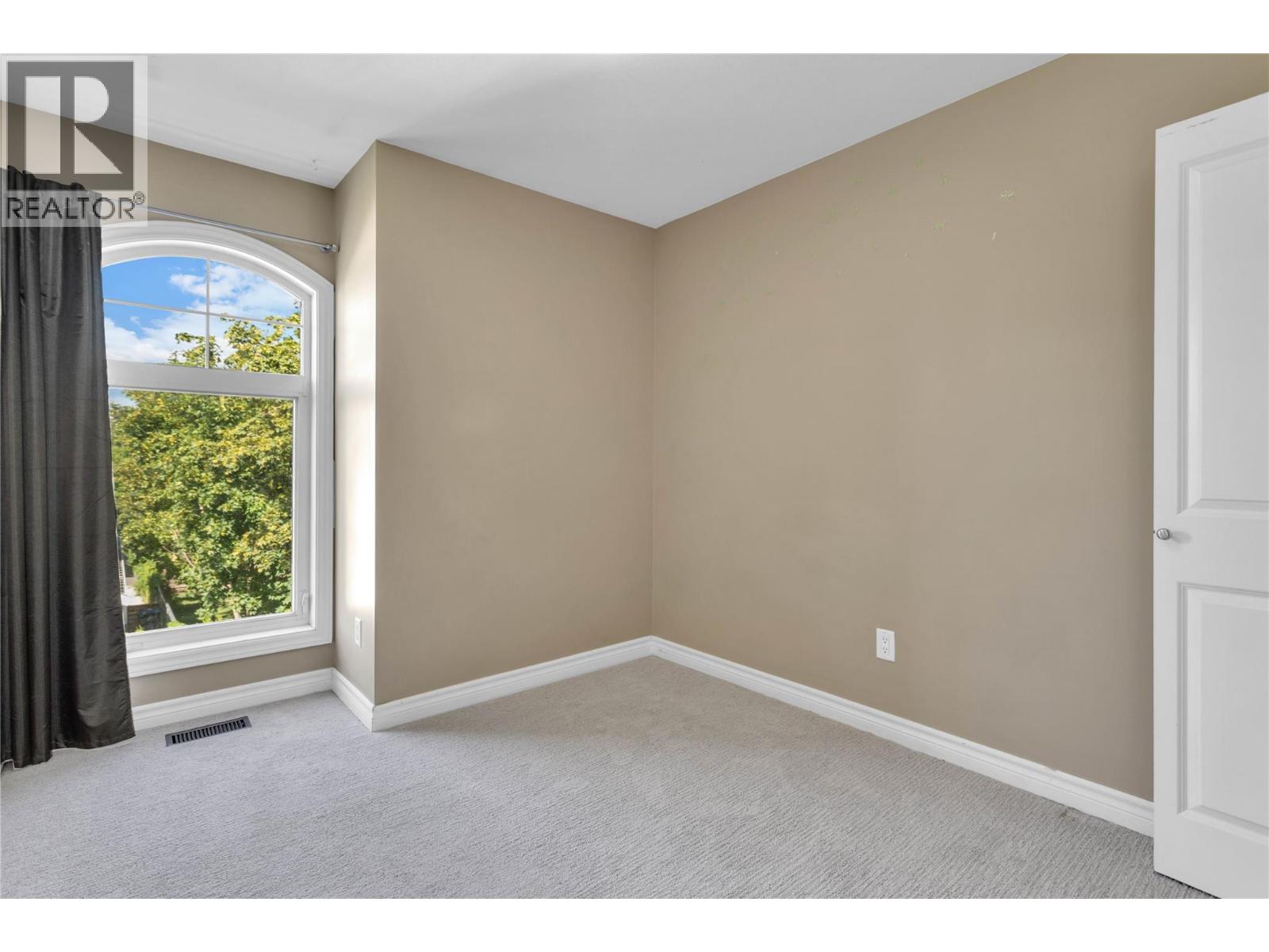 112 456 McPhee Street, Kelowna