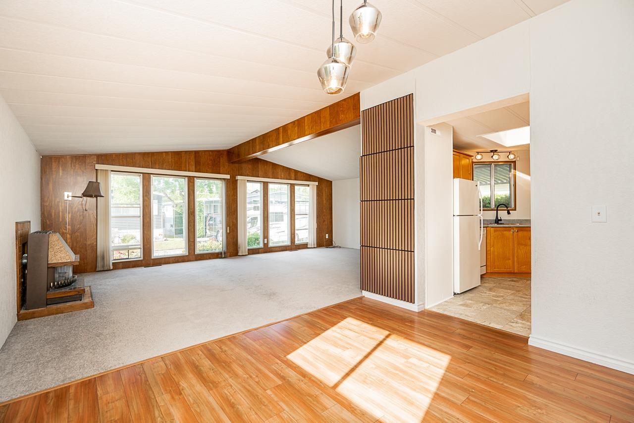 Photo 13 of 58 2303 Cranley Drive, Surrey BC