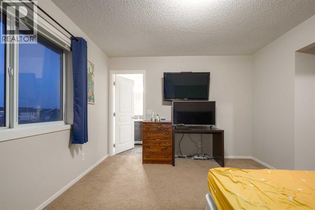 Single Family House for Sale in  Copperstone Gardens SE Copperfield Calgary 