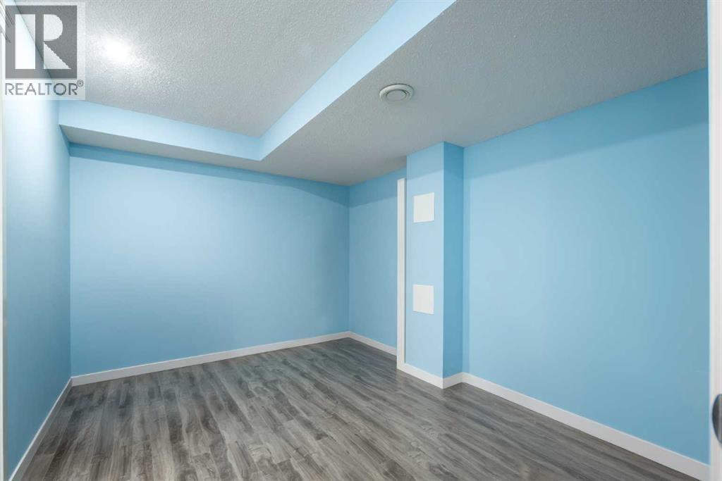 Single Family House for Sale in  Copperstone Gardens SE Copperfield Calgary 